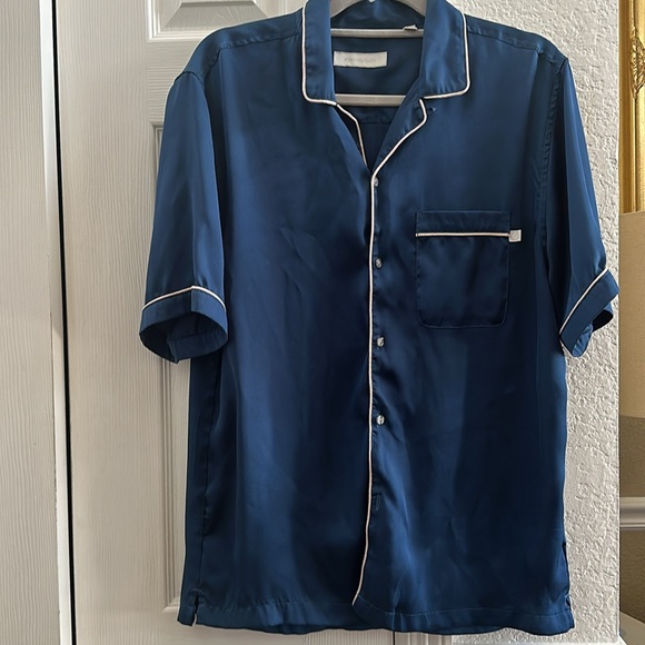 Unisex button down shirt - Picture 3 of 7